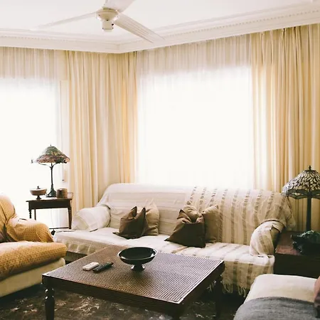 Bright In The Center Apartment