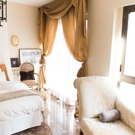 Bright In The Center Apartment Alicante